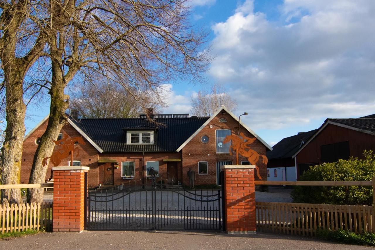 Dorisberg B&B - The Stables Loberod Exterior photo